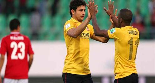 بالفيديو.. الأهلي ينهي حلمه المونديالي مبكراً بالسقوط أمام بطل آسيا